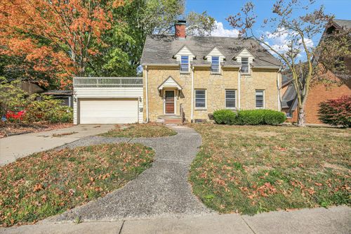 910 W Springfield Ave, Champaign, IL, 61821-3306 | Card Image