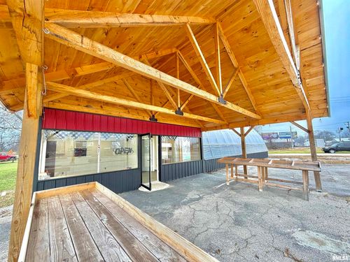 a-2105 15th St, Lawrenceville, IL, 62439-2200 | Card Image