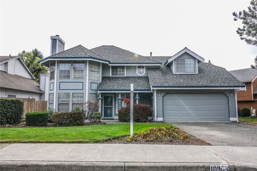 10905 Se 220th Pl, Kent, WA, 98031-2196 | Card Image