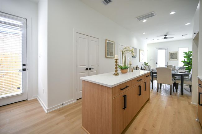 AB - 4009 New Orleans St, Home with 3 bedrooms, 2 bathrooms and null parking in Houston TX | Image 16