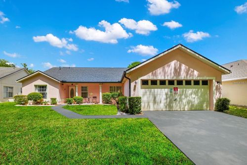 143 Breezy Oaks Ct, DAVENPORT, FL, 33896-8160 | Card Image
