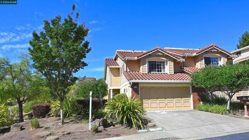 6670 Edgewood Way, Castro Valley, CA, 94552-5212 | Card Image