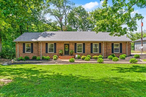 3041 Cox Mill Rd, Hopkinsville, KY, 42240-1261 | Card Image