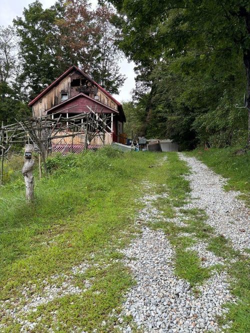 6 Mill St, Marlow, NH, 03456-6020 | Card Image