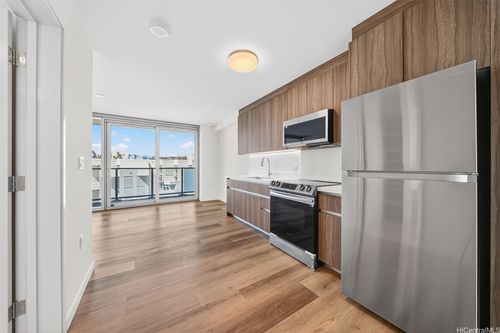 1410r-1500 Rycroft St, Honolulu, HI, 96814 | Card Image