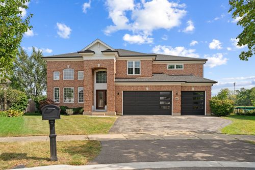 669 Redmond Ct, Bensenville, IL, 60106-3297 | Card Image