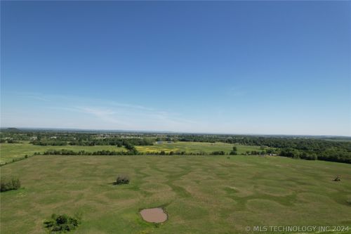  Cowshed Crossing, Pocola, OK, 74902 | Card Image