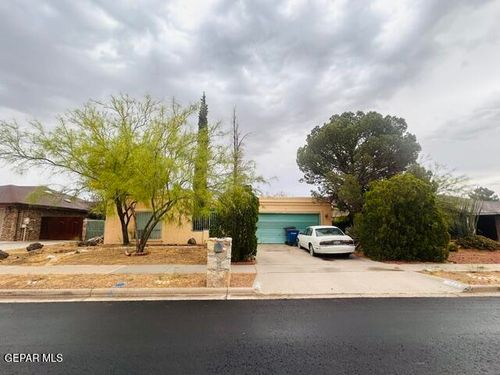 11533 James Grant Drive, El Paso, TX, 79936 | Card Image
