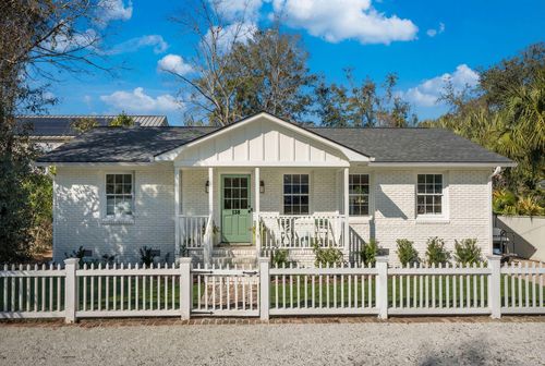 138 Rose Ln, Mount Pleasant, SC, 29464-5333 | Card Image