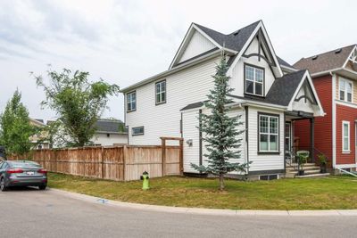 387 Auburn Crest Way Se, House detached with 3 bedrooms, 2 bathrooms and 4 parking in Calgary AB | Image 2