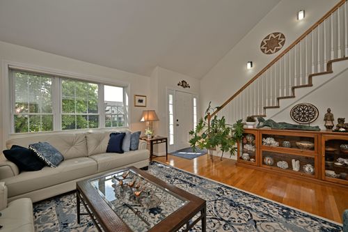 29 Augusta Way, Dover, NH, 03820-5013 | Card Image