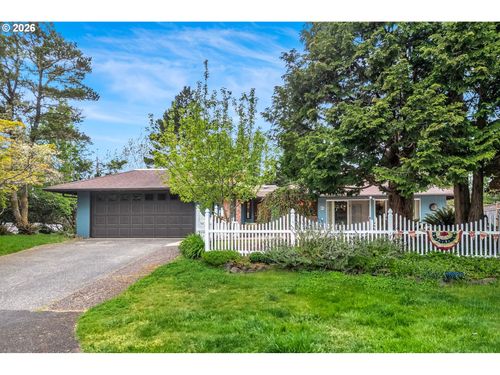 364 Alpine St, Seaside, OR, 97138 | Card Image
