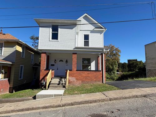 415 College Street, Clarksburg, WV, 26301 | Card Image