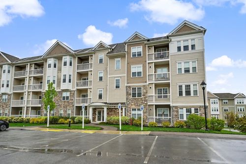 409-11 Peters Farm Way, Westborough, MA, 01581 | Card Image