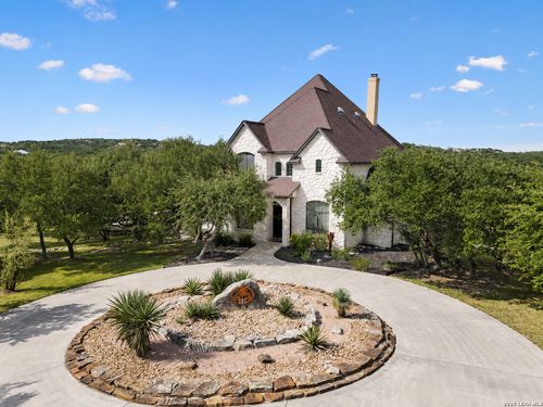 261 Coveney Trl, Boerne, TX, 78006-8275 | Card Image