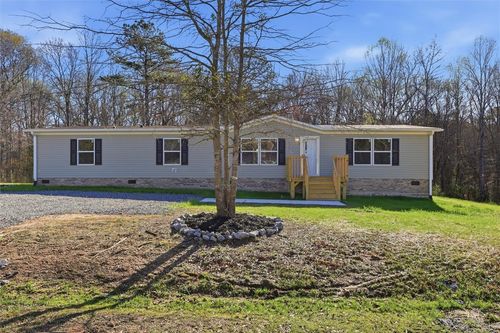 113 Loveland Dr, williamston, SC, 29697-8903 | Card Image