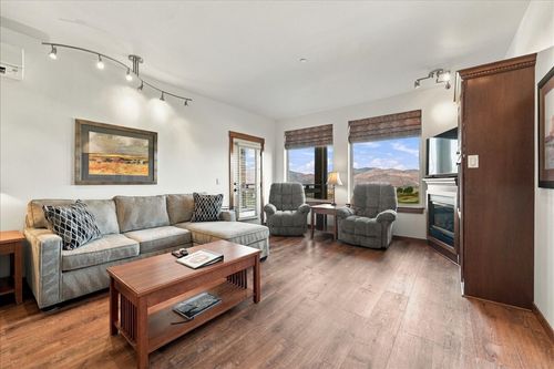 202-1030 Desert Canyon Blvd, Orondo, WA, 98843-9656 | Card Image