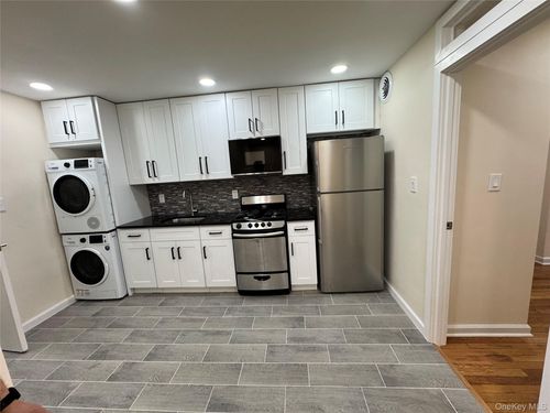 1481 Needham Ave, Bronx, NY, 10469-1548 | Card Image