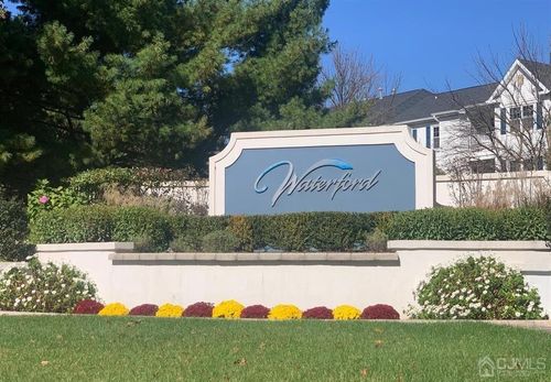 1335 Waterford Dr, Edison, NJ, 08817-1929 | Card Image