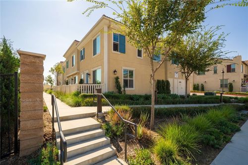 1019 W Clover Ave, Rialto, CA, 92376-4870 | Card Image