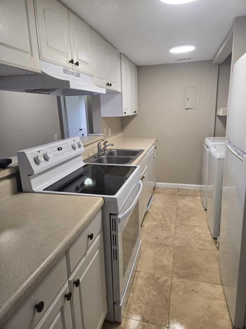 unit-18e-4451 Treehouse Lane, Tamarac, FL, 33319 | Card Image