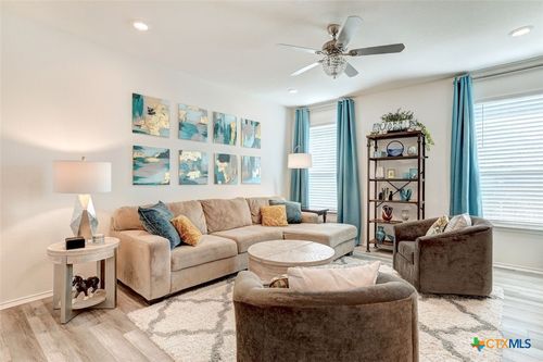 401 Thunder Valley Trl, Georgetown, TX, 78626-7675 | Card Image