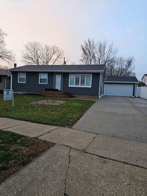 2601 20th Ave N, Fort Dodge, IA, 50501-7824 | Card Image