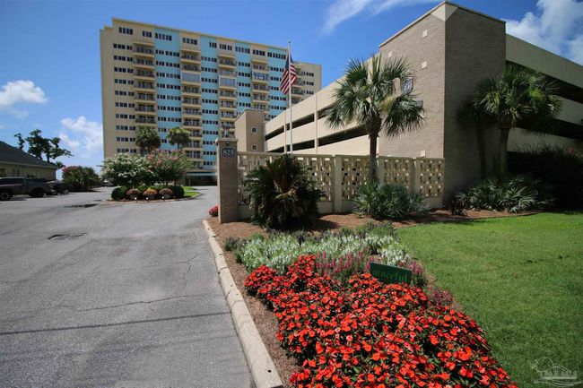 APT-407 - 825 Bayshore Dr, Condo with 2 bedrooms, 2 bathrooms and 1 parking in Pensacola FL | Image 4
