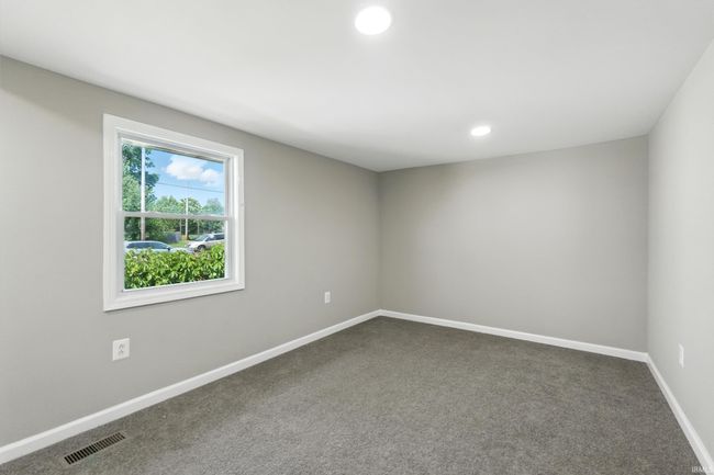 1025 S Gallatin St, House other with 5 bedrooms, 2 bathrooms and null parking in Marion IN | Image 10