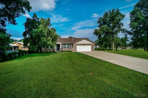 113 Munster Dr, Fayetteville, OH, 45118-8427 | Card Image