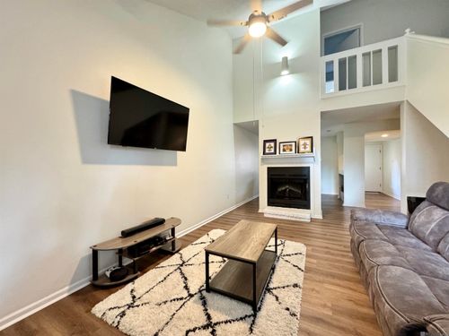 1732 Manor Oak Dr, Baton Rouge, LA, 70810-3183 | Card Image