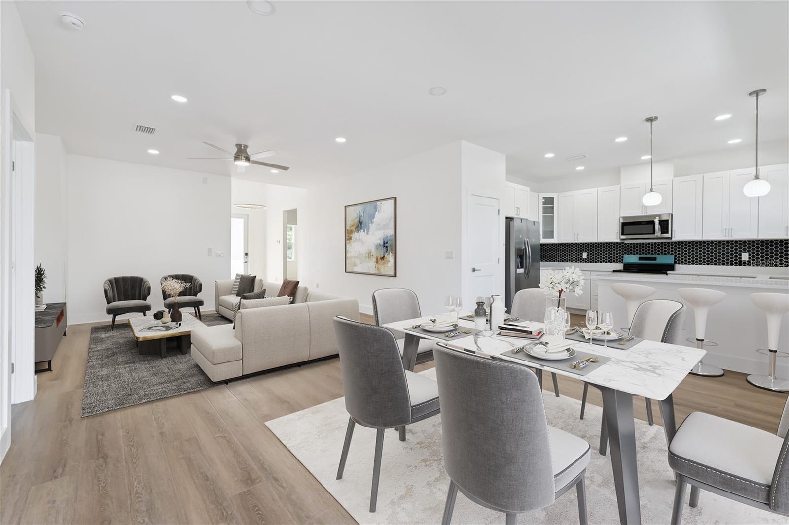 Residential in HOLIDAY 5