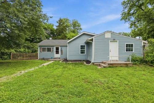 1215 Berry Rd, Independence, MO, 64057-2135 | Card Image