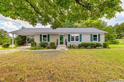802 Woodland Dr, South Hill, VA, 23970-1222 | Card Image