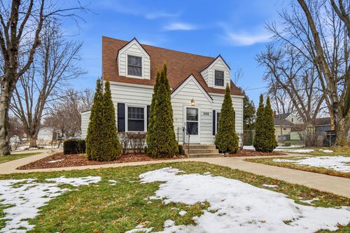 358 18th St Sw, Owatonna, MN, 55060-3830 | Card Image