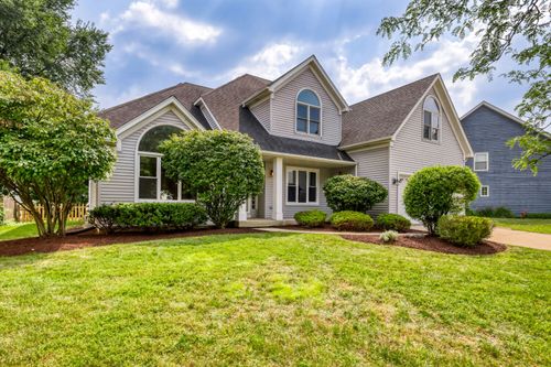 2805 Breckenridge Cir, Aurora, IL, 60504-3217 | Card Image