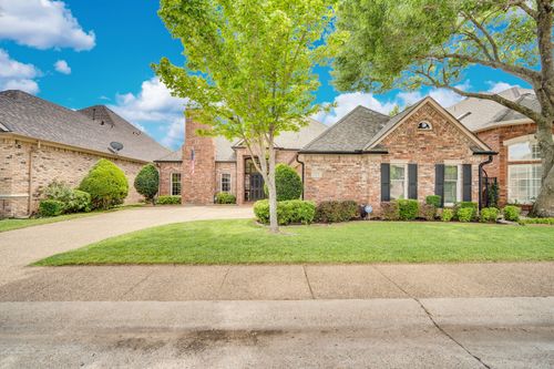 759 Village Green Dr, DeSoto, TX, 75115-2209 | Card Image