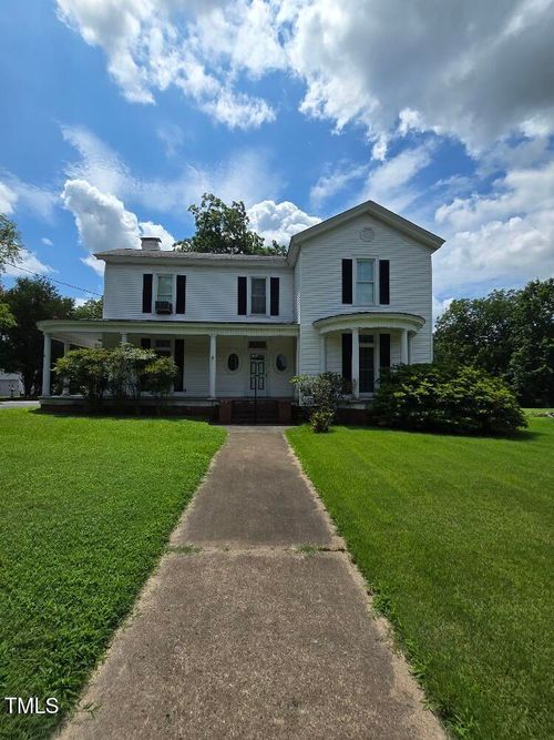 412 Kingsbury St, Oxford, NC, 27565-3423 | Card Image