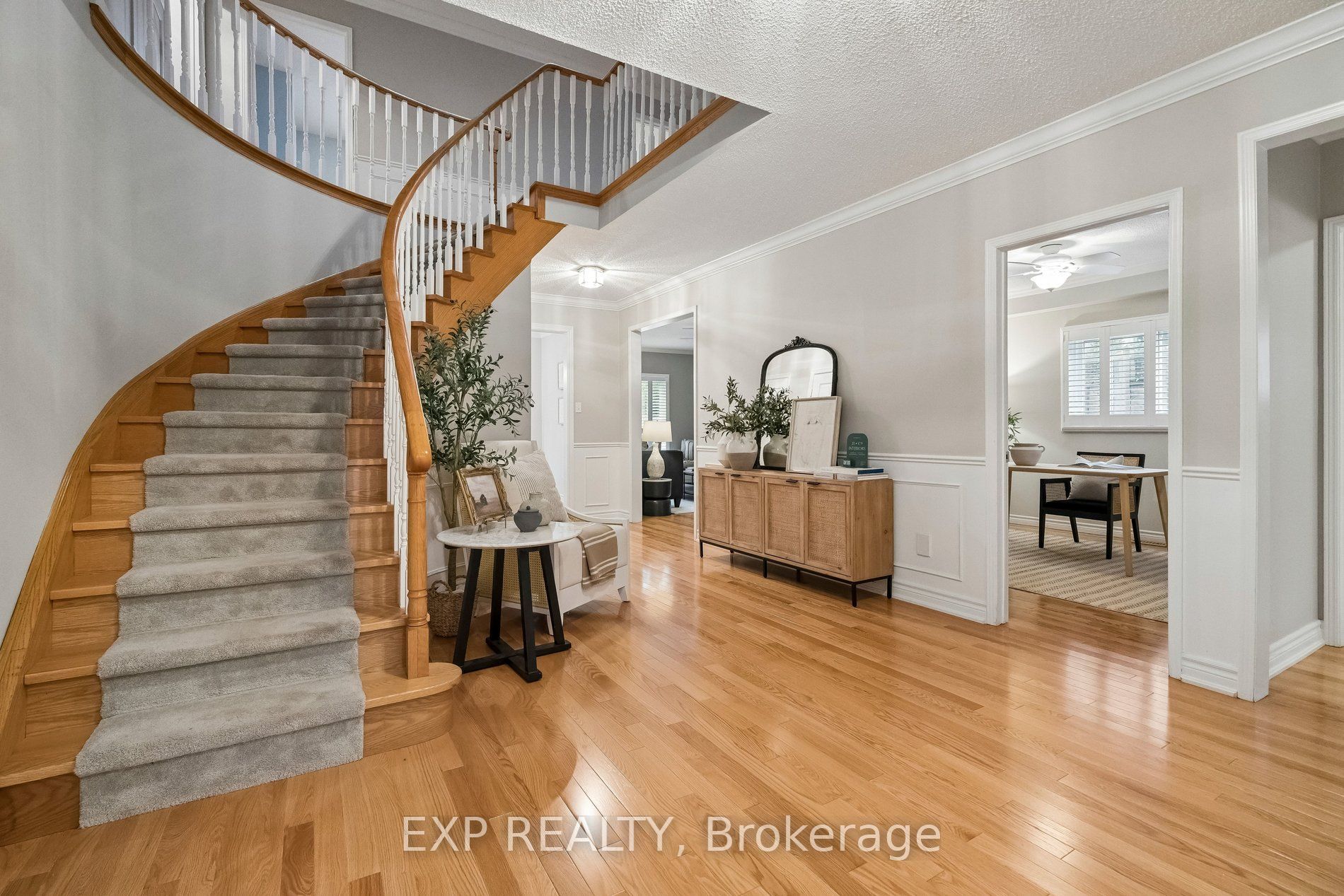 Residential in Oakville 5