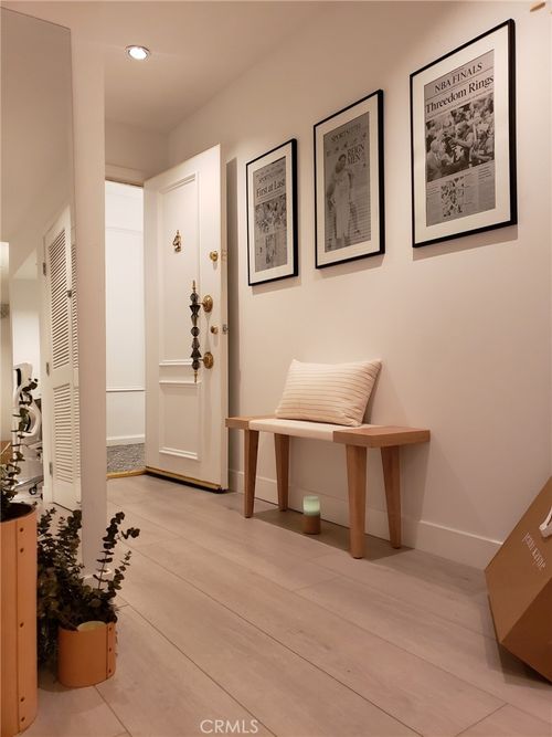 211-200 Mcneil Ln, Newport Beach, CA, 92663-2611 | Card Image