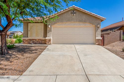 7483 S Salt Water Dr, Tucson, AZ, 85757-8568 | Card Image