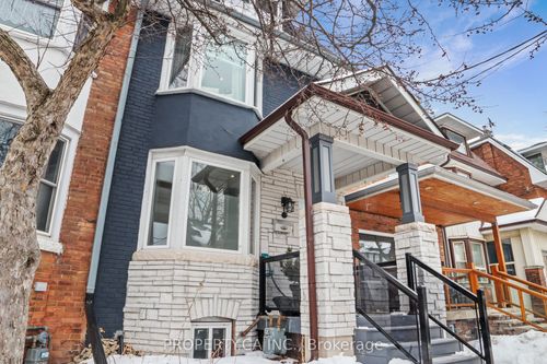 upper-635 Christie St, Toronto, ON, M6G3E6 | Card Image
