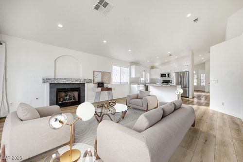 2104 Cimarron Hill Dr, Henderson, NV, 89074-4282 | Card Image