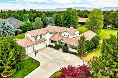 3434 S Kingsbury Way, Eagle, ID, 83616-6782 | Card Image