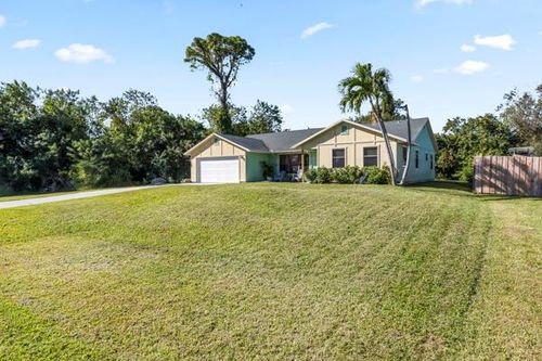 4705 Sunset Blvd, Fort Pierce, FL, 34982-7135 | Card Image