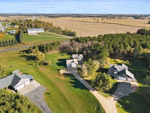 1193 121st St, Roberts, WI, 54023-8538 | Card Image