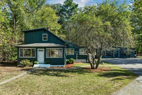 60 E Dunbarton Rd, Goffstown, NH, 03045-2816 | Card Image