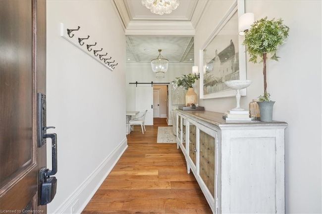 524 Locust St, House other with 3 bedrooms, 2 bathrooms and 6 parking in Burlington ON | Image 5