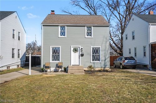 229 Hayes Ave, Cuyahoga Falls, OH, 44221-1723 | Card Image