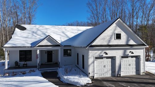 77 Clark Road, Wells, ME, 04090 | Card Image